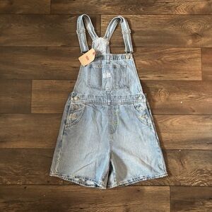 Levi's Women's Vintage Shortalls Medium Blue Wash Size Extra Small NEW